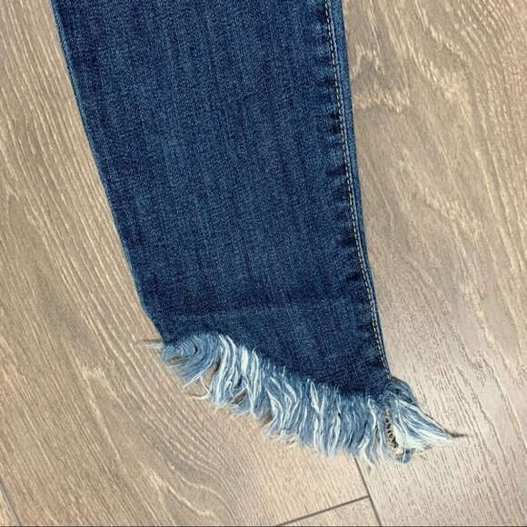 Joe’s Jeans Skinny Jeans Icon Aydin Distressed asymmetrical hem denim mid rise - Picture 6 of 16